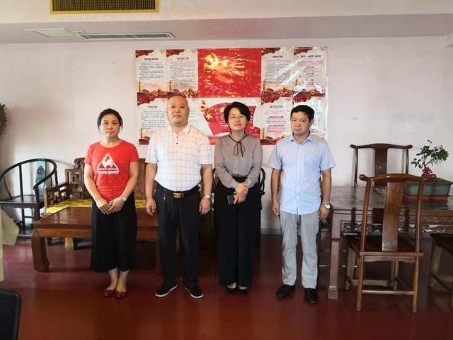 中共长安区委常委、统战部长王立珍同志到河北省新疆商会走访慰问